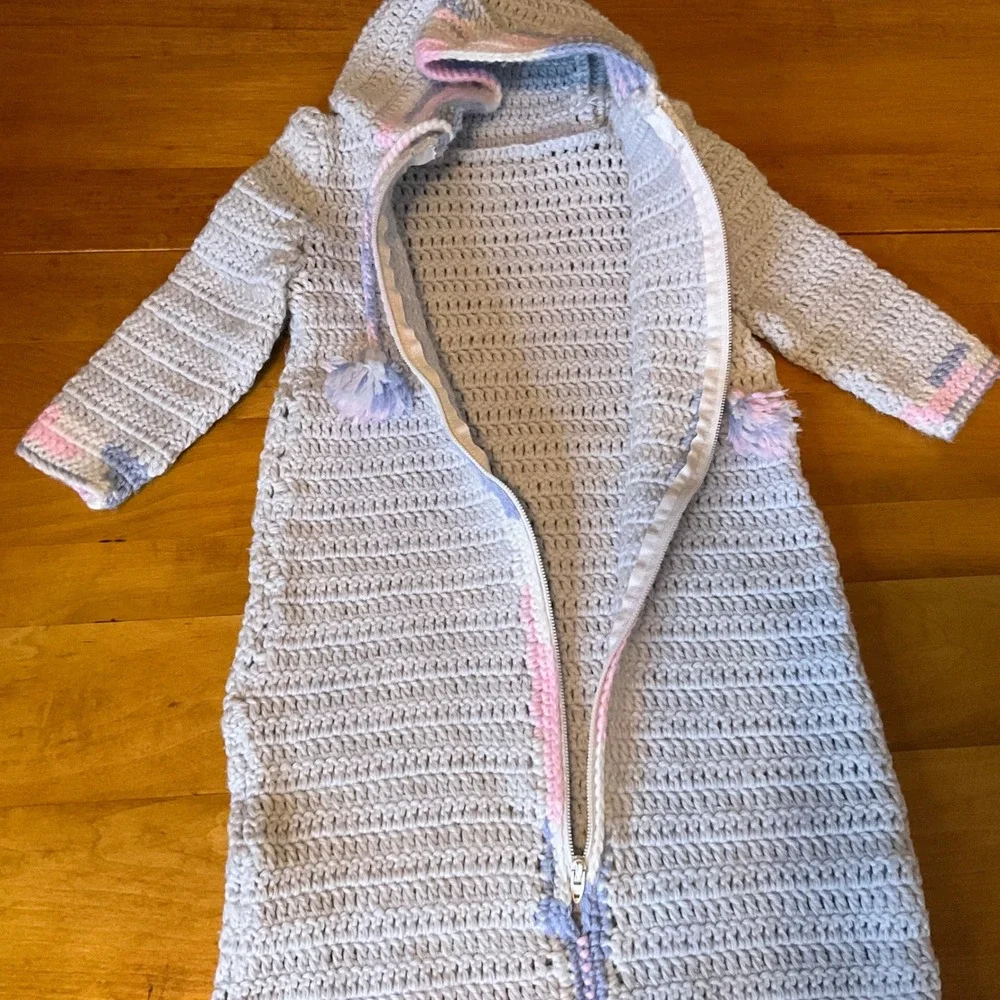 Vintage Handmade Crochet‎ Baby Cocoon Sleep Sack Hoodie Pink Blue Trim Pompoms